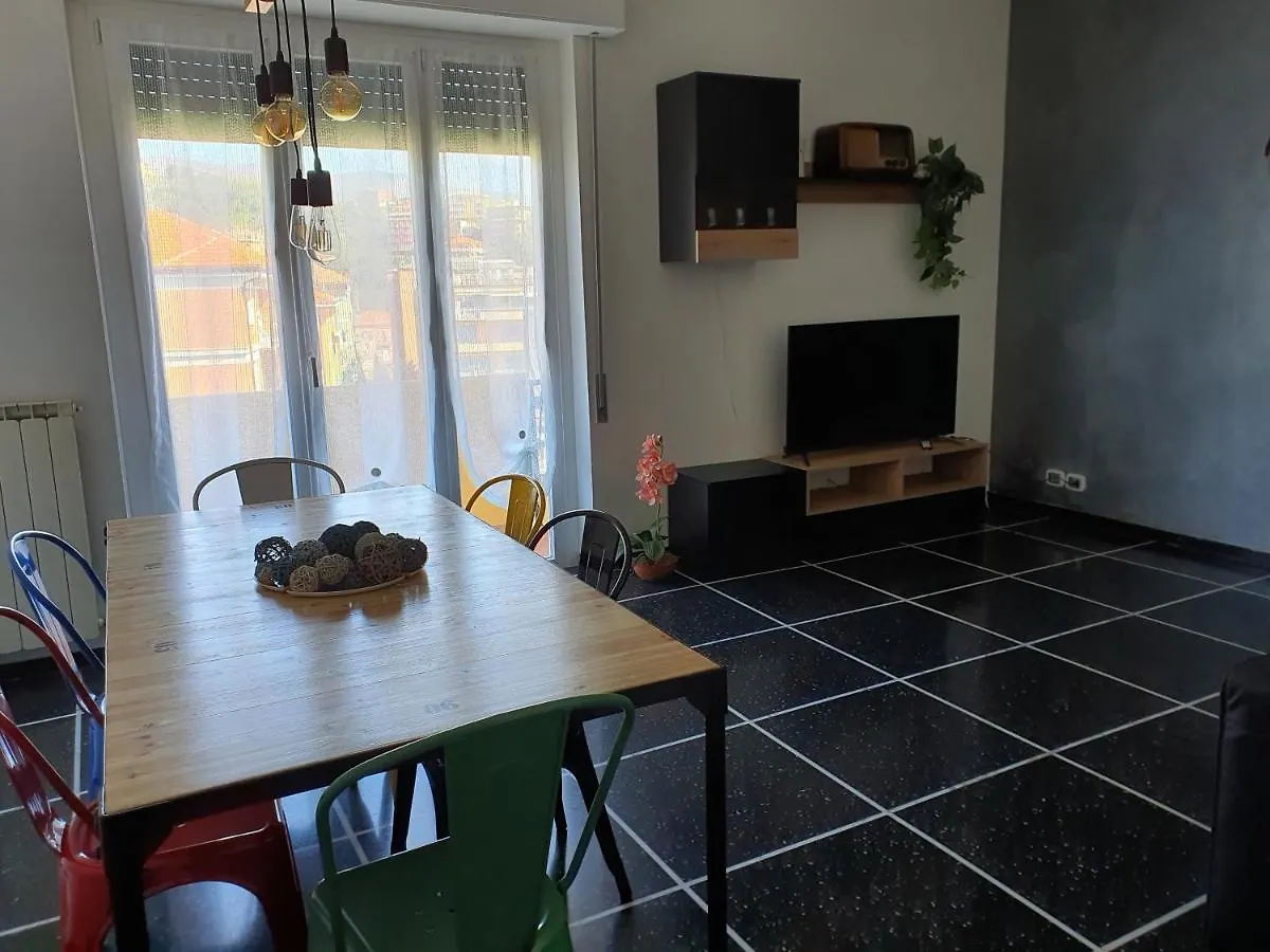 Chiara Holiday Home Chiavari