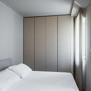 https://ferrini-home-etnea-collection.sicilyhotelsitaly.net